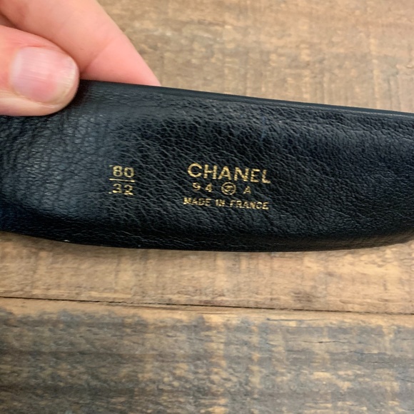 Vintage Chanel Iconic Chain Belt with Pouch - Picture 9 of 11